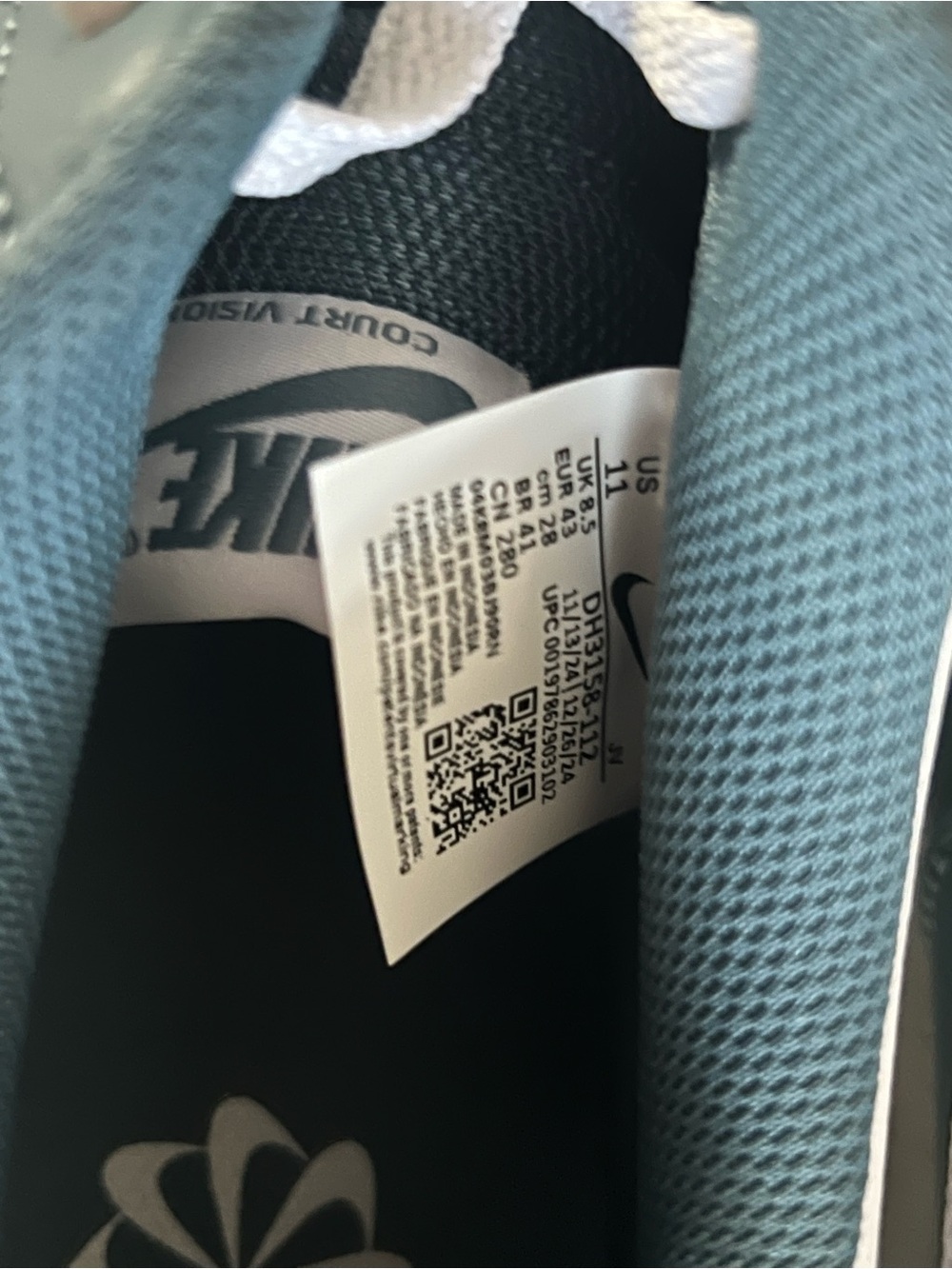 Nike Women's Court Vision size 11 - Picture 4 of 4